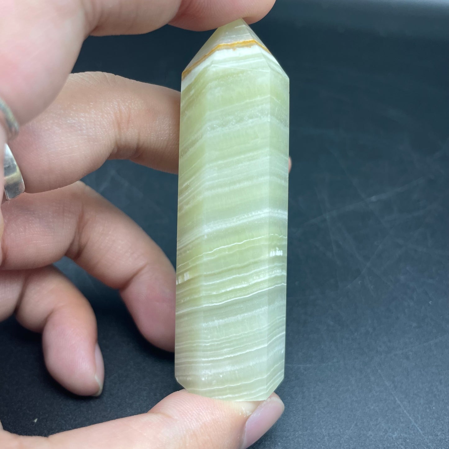 阿富汗玉晶柱
