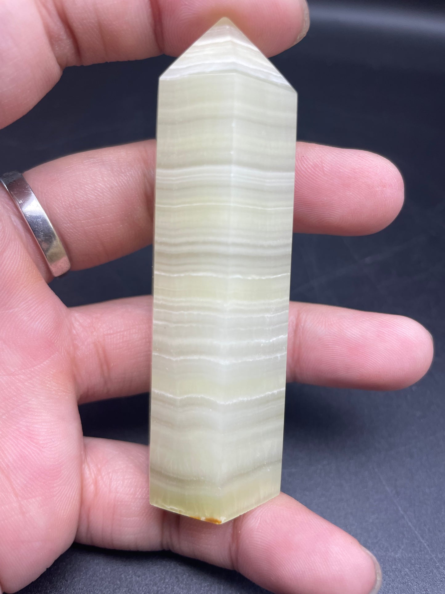 阿富汗玉晶柱