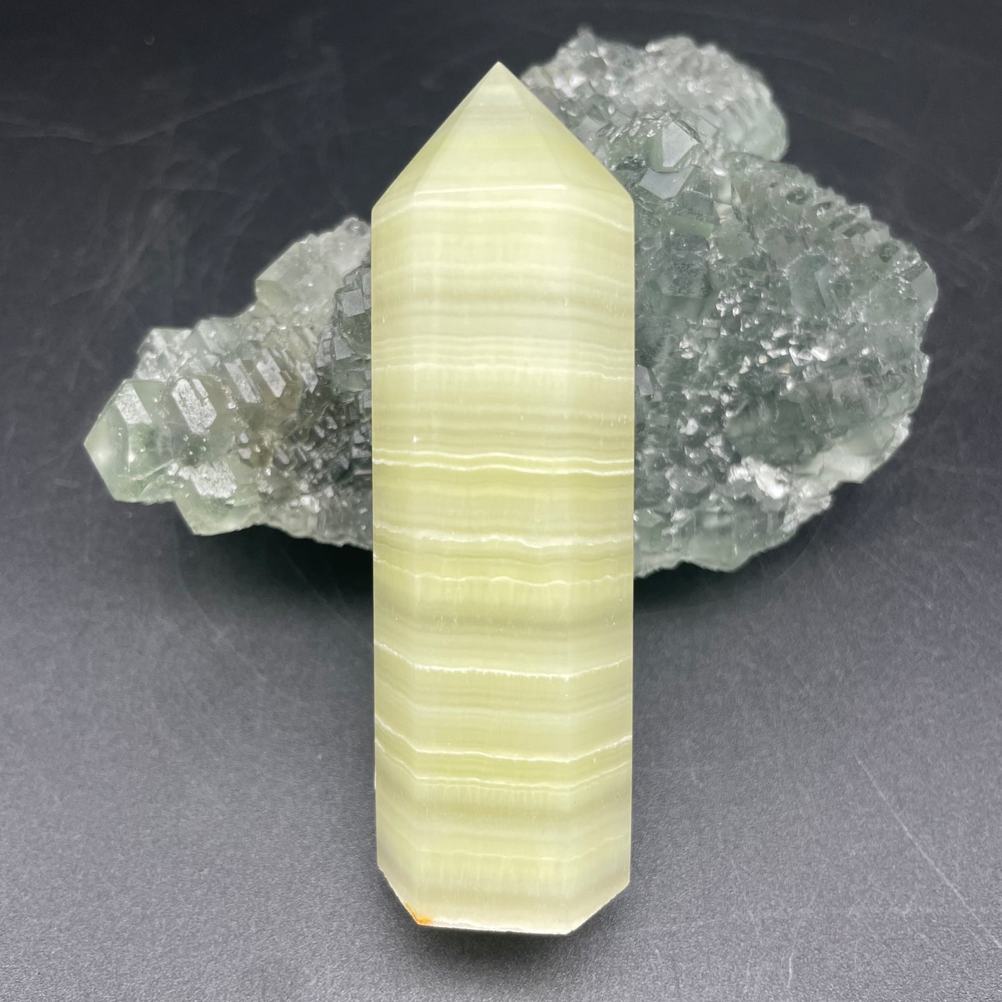 阿富汗玉晶柱