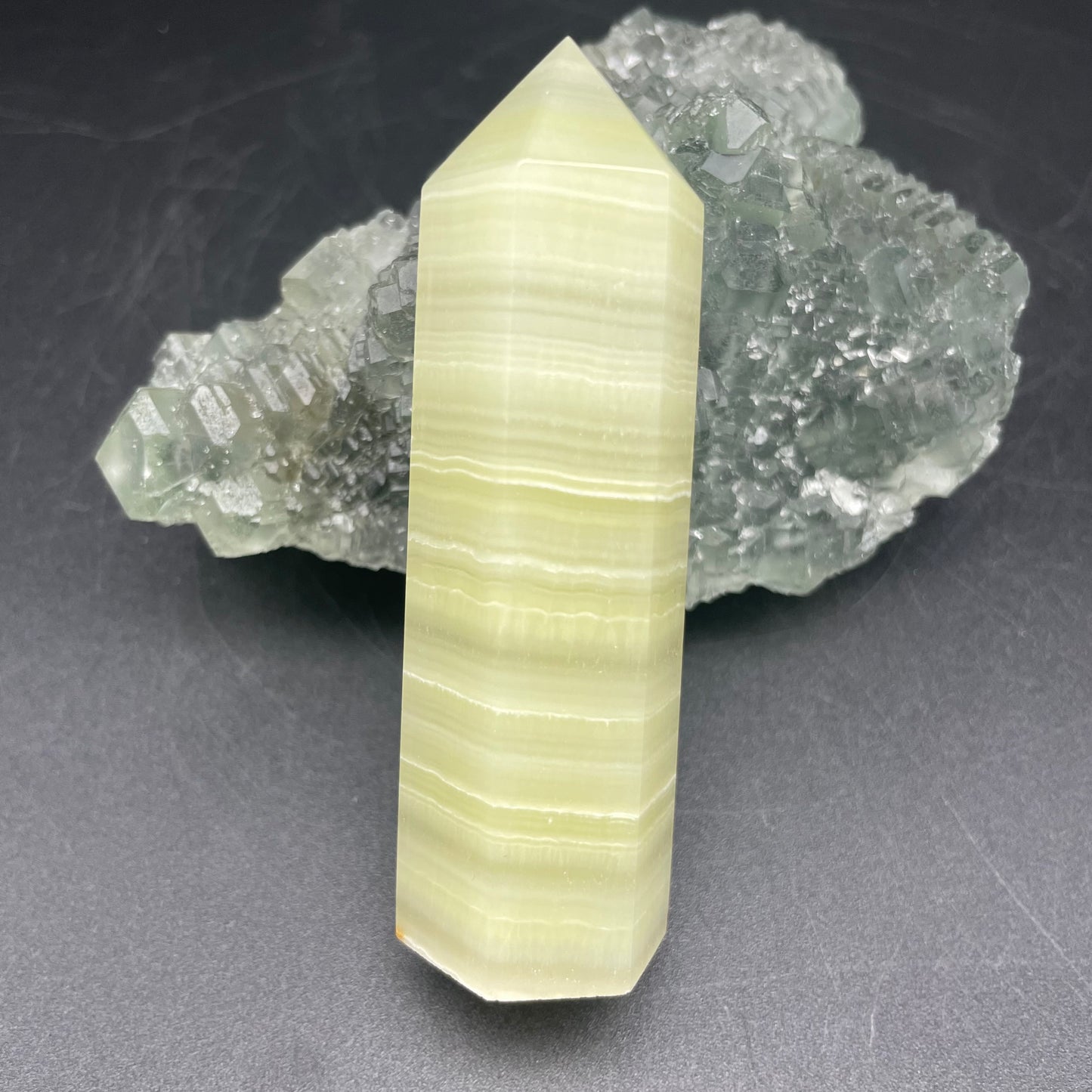 阿富汗玉晶柱