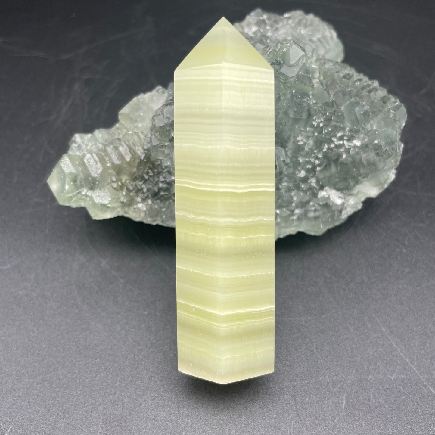 阿富汗玉晶柱