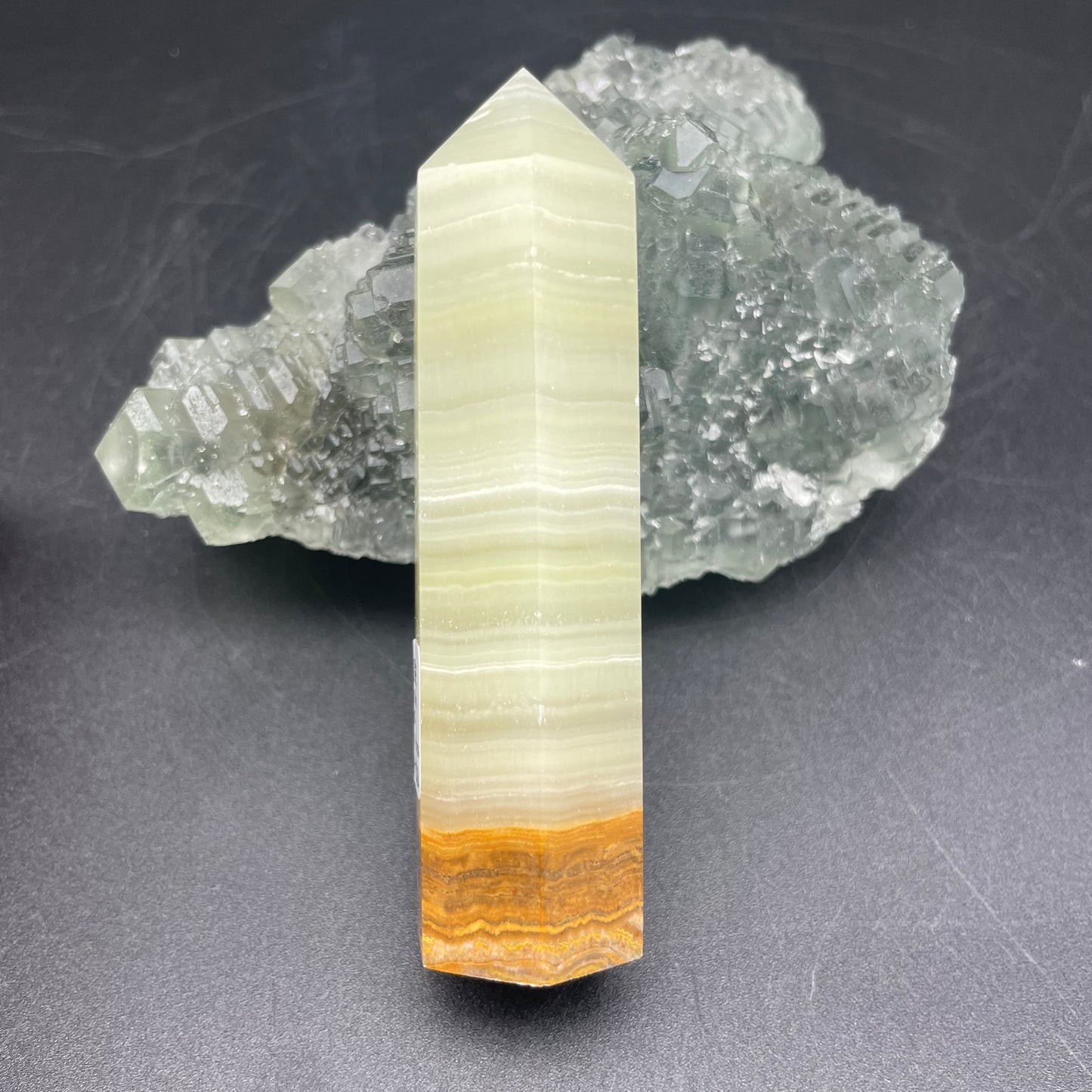 阿富汗玉晶柱