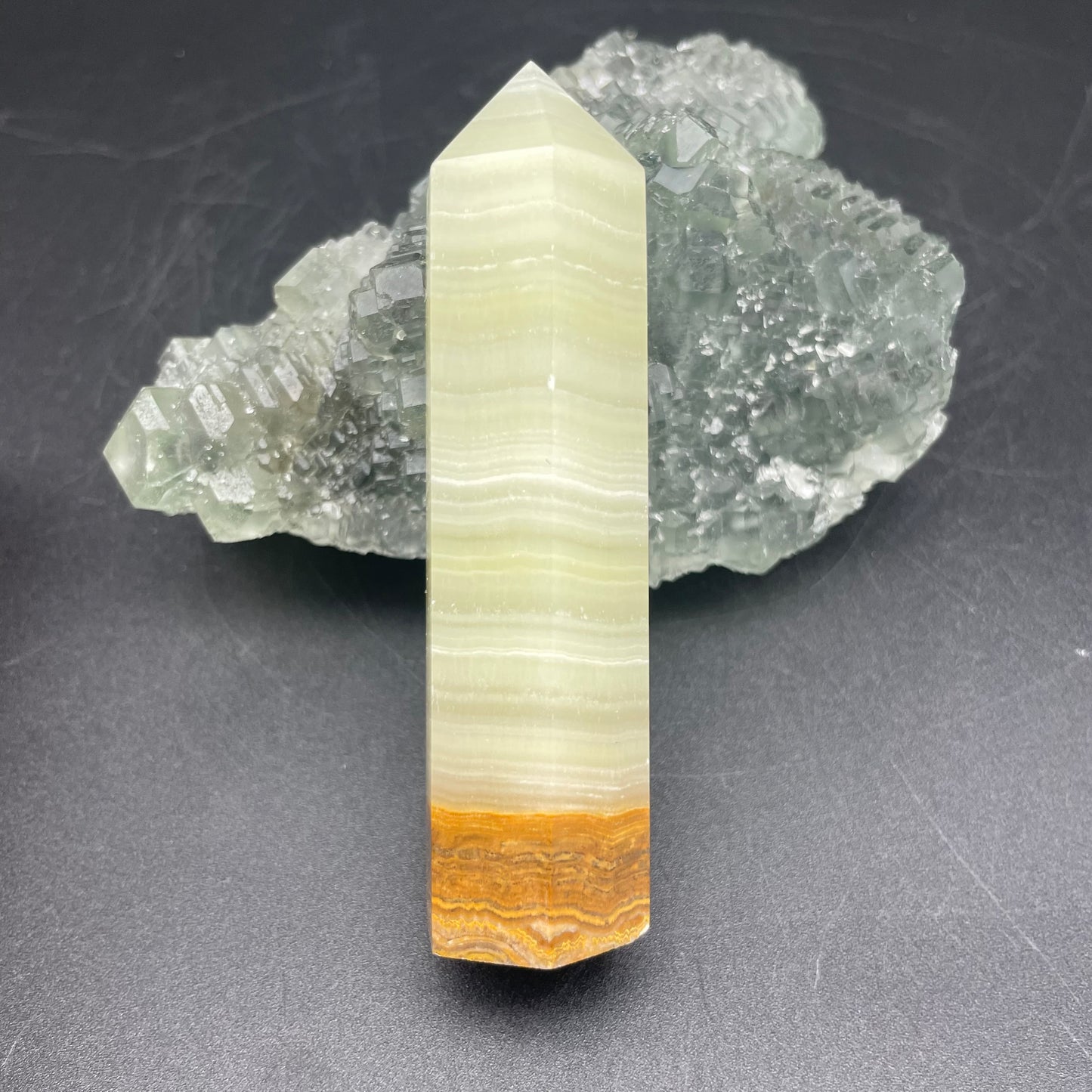 阿富汗玉晶柱