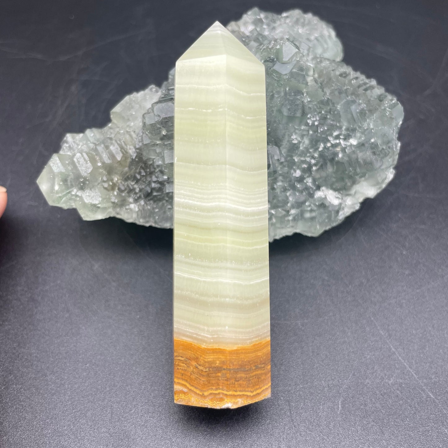 阿富汗玉晶柱