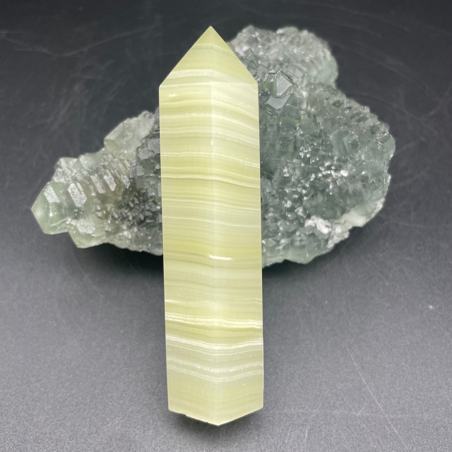 阿富汗玉晶柱
