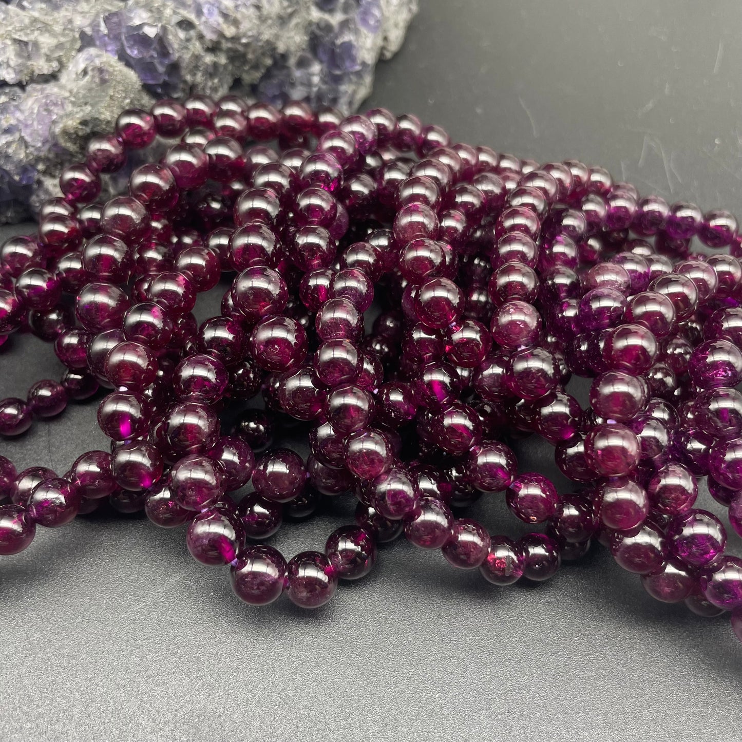 紫牙烏石榴石手串 7mm