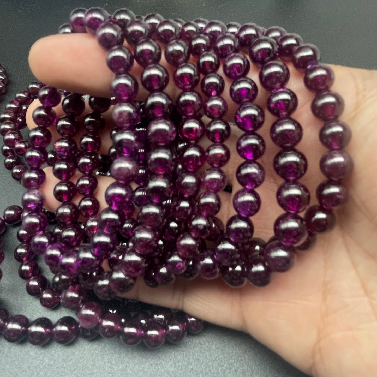 紫牙烏石榴石手串 7mm