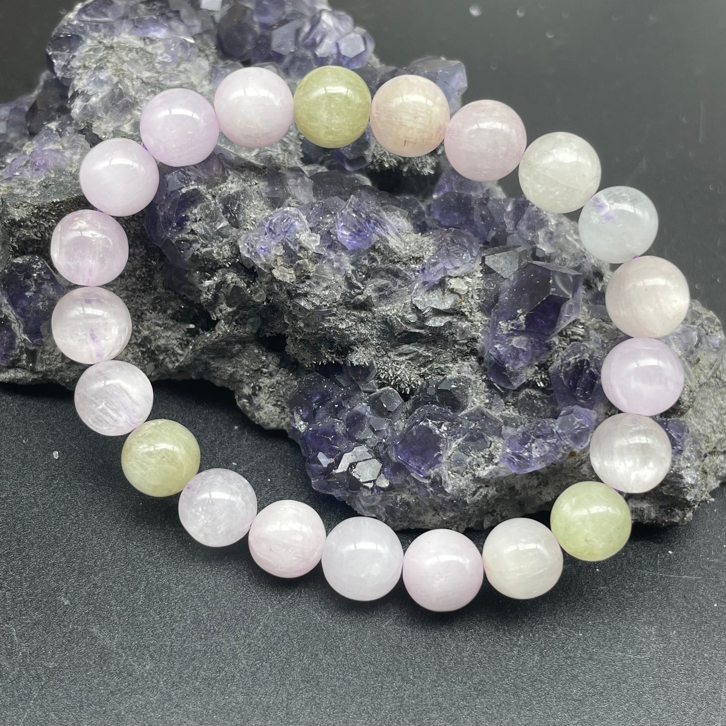 拉絲強猫眼彩鋰輝手串 8mm