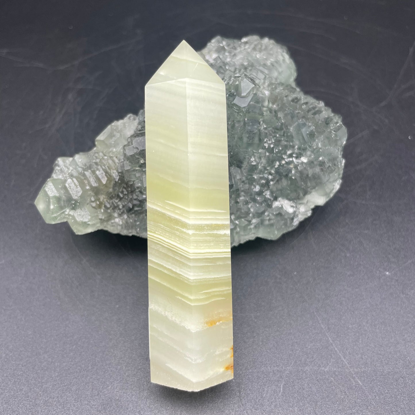 阿富汗玉晶柱