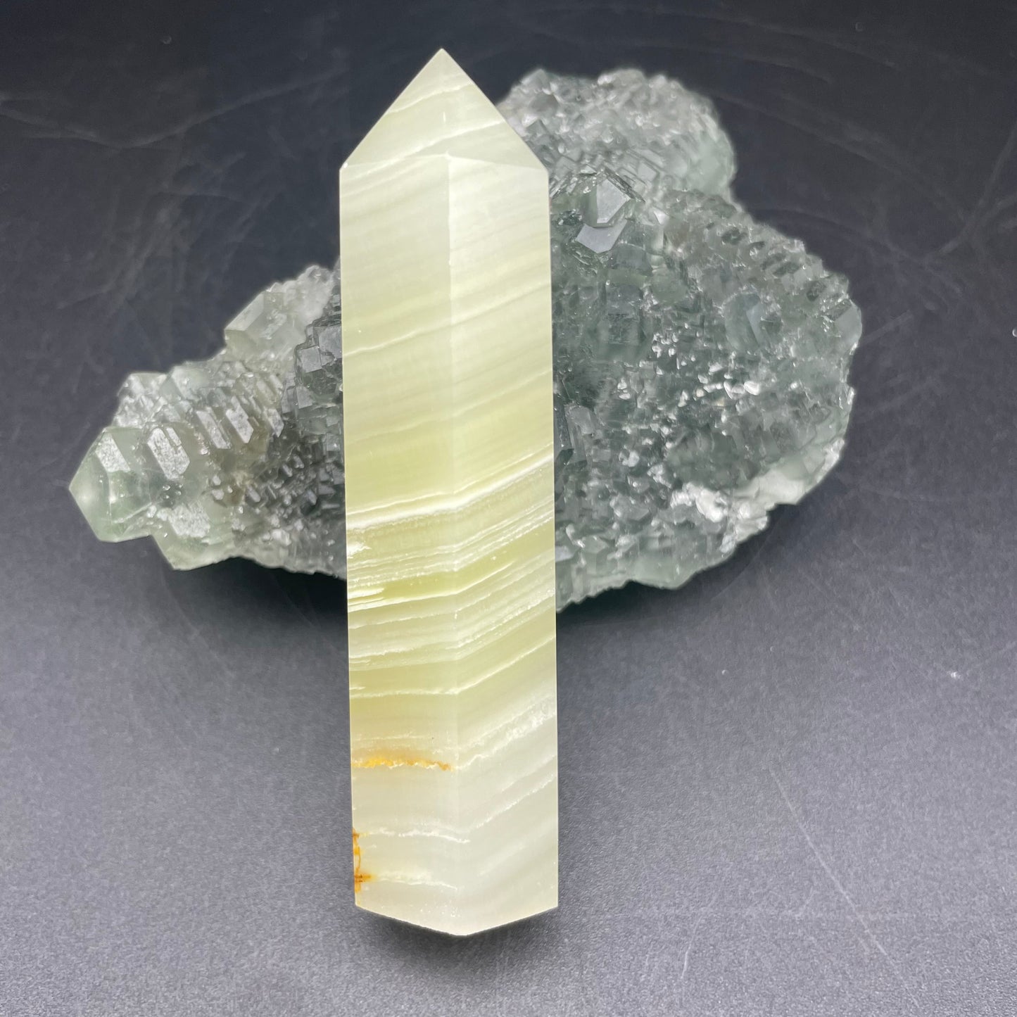 阿富汗玉晶柱