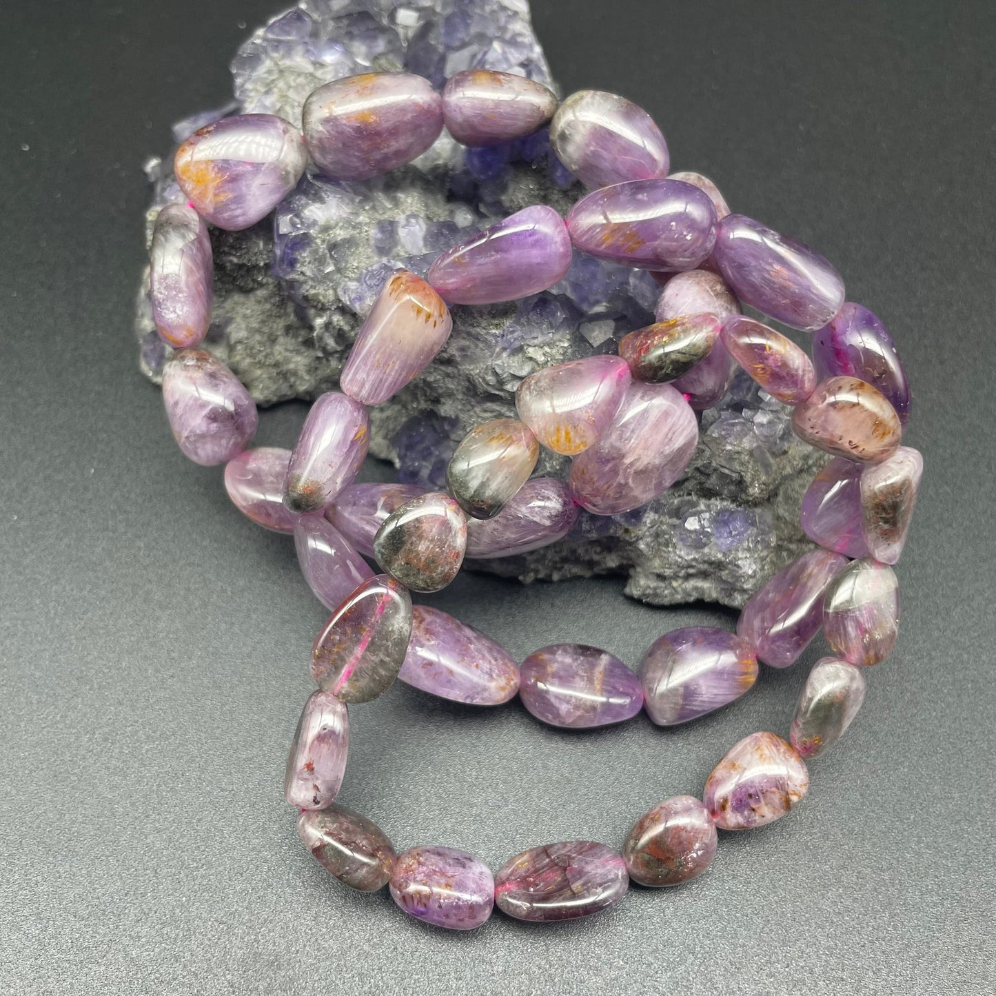 紫鈦晶隨形手串 12x8mm